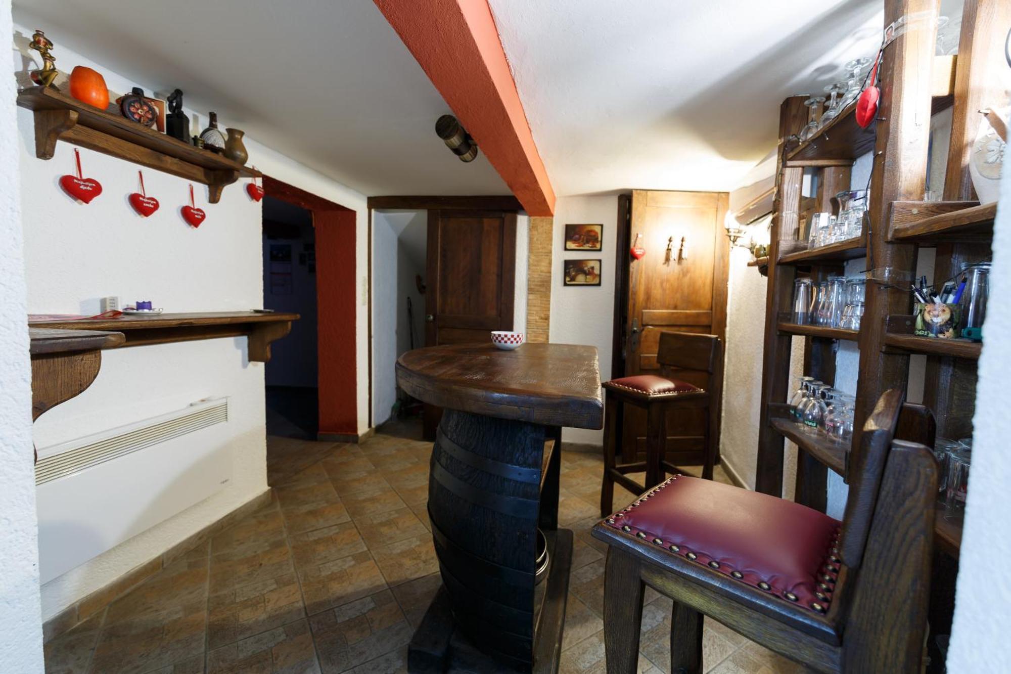 Apartman Royal スラヴォンスキ・ブロド エクステリア 写真