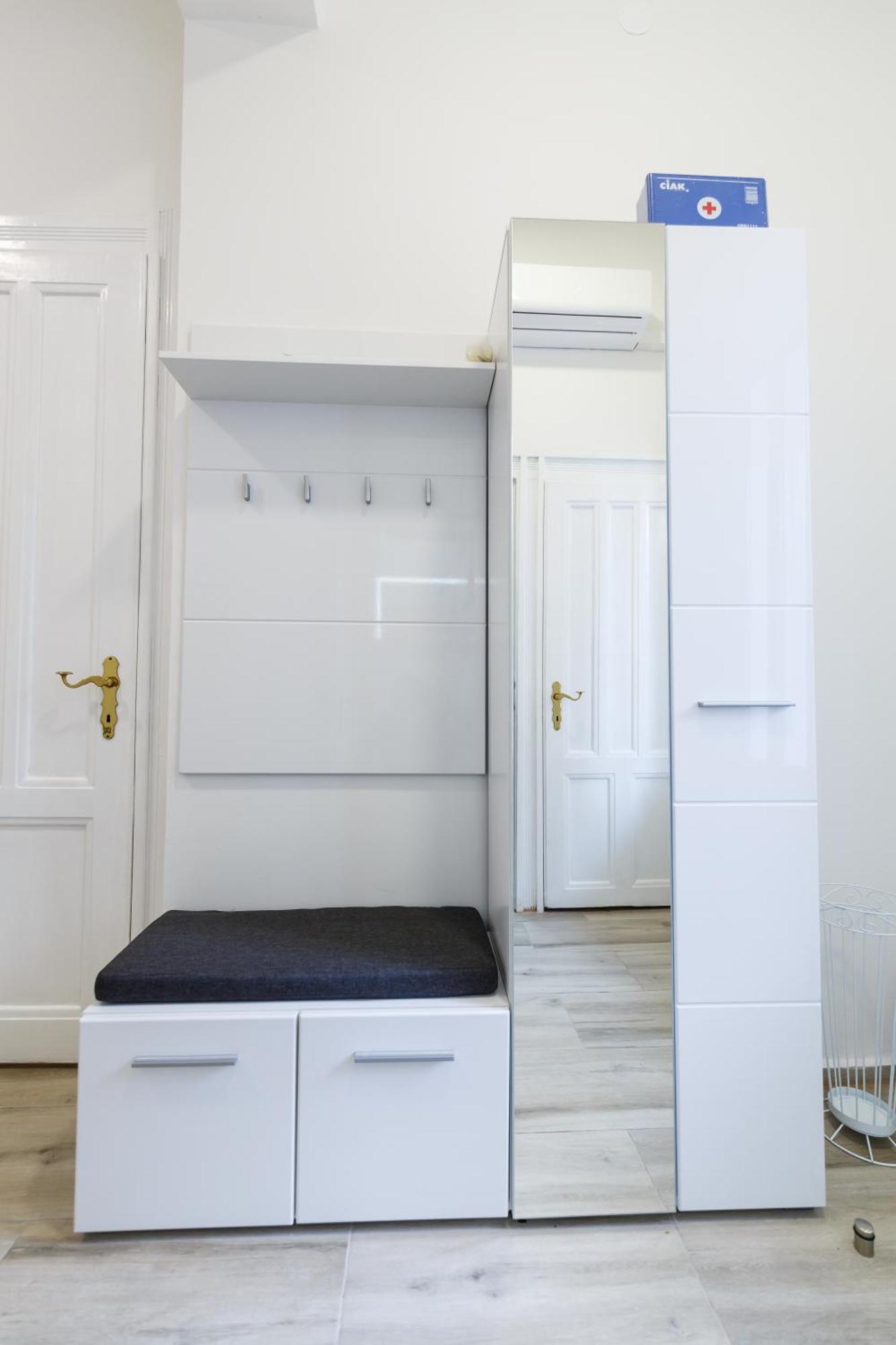 Apartman Royal スラヴォンスキ・ブロド エクステリア 写真