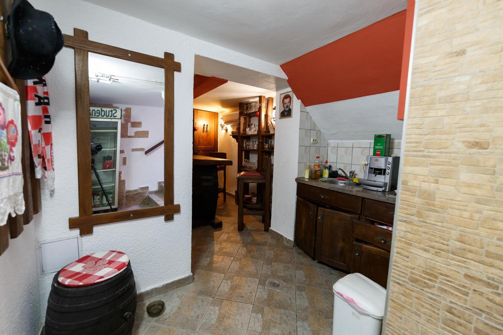 Apartman Royal スラヴォンスキ・ブロド エクステリア 写真